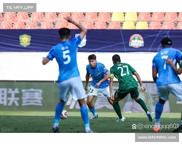 山东泰山与北京国安阵容厚度与战术稳定性占优，新赛季被视为冠军最有力争夺者。